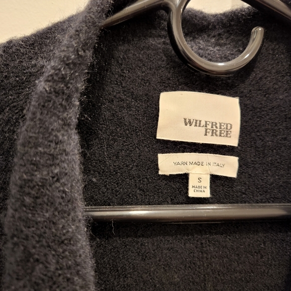 Aritzia/Wilfred Free Vest - Picture 2 of 3